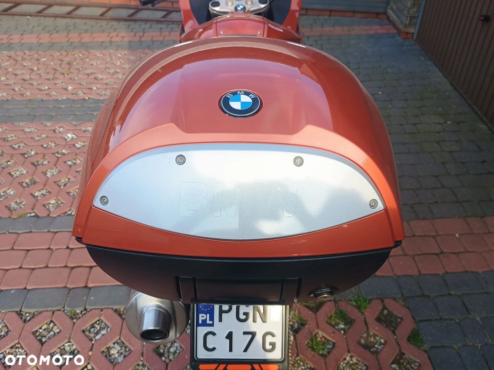 BMW F - 21