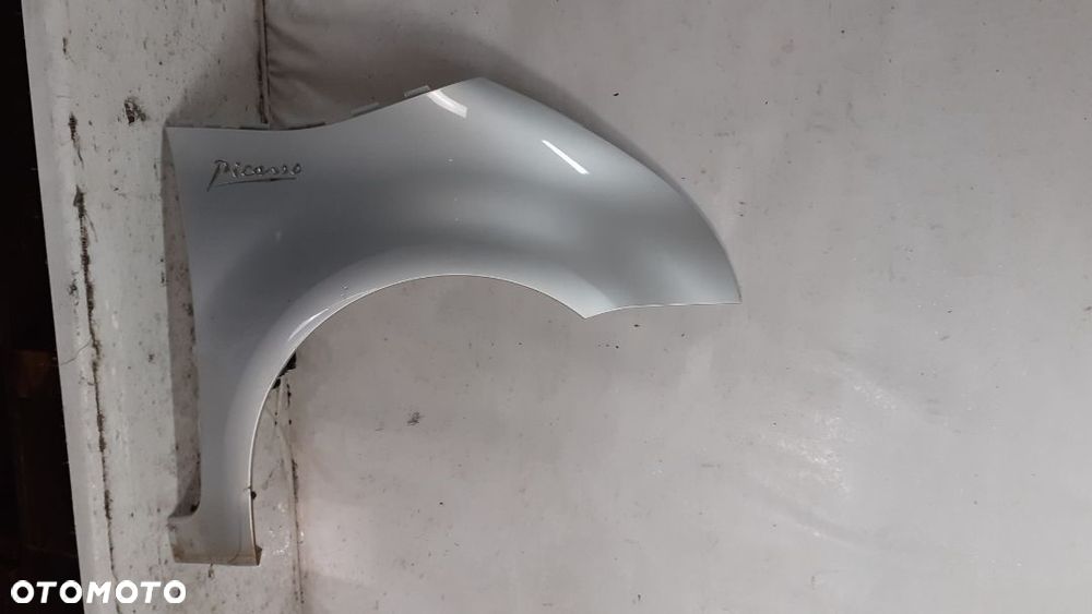 * CITROEN C4 GRAND PICASSO BŁOTNIK PRAWY PRZEDNI EZRC SREBRNY - 1