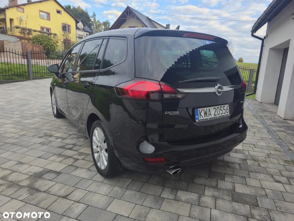 Opel Zafira 2.0 CDTI Cosmo - 4