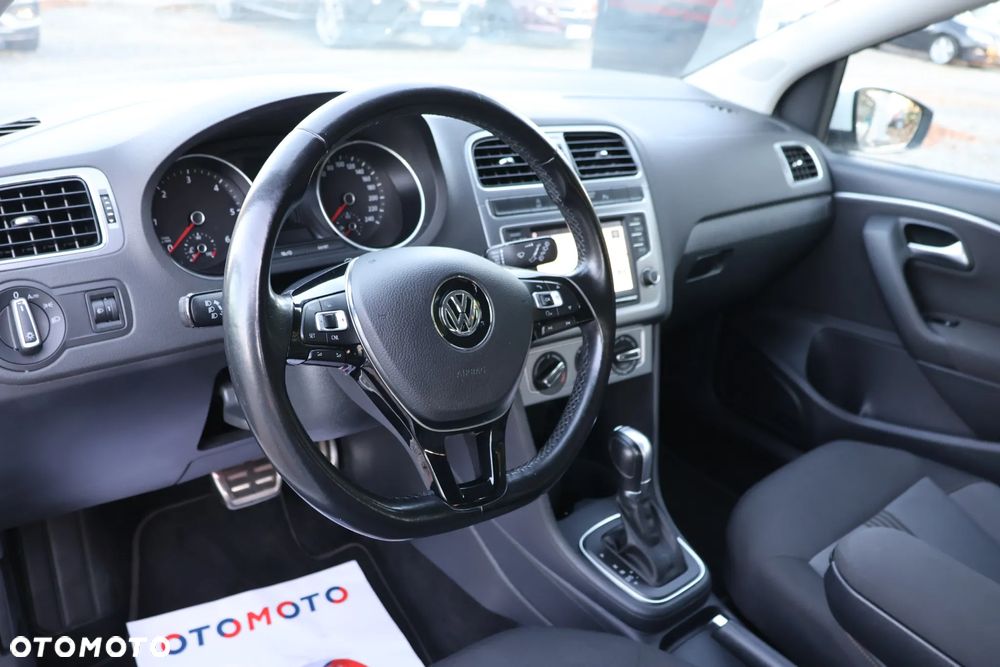 Volkswagen Polo - 8