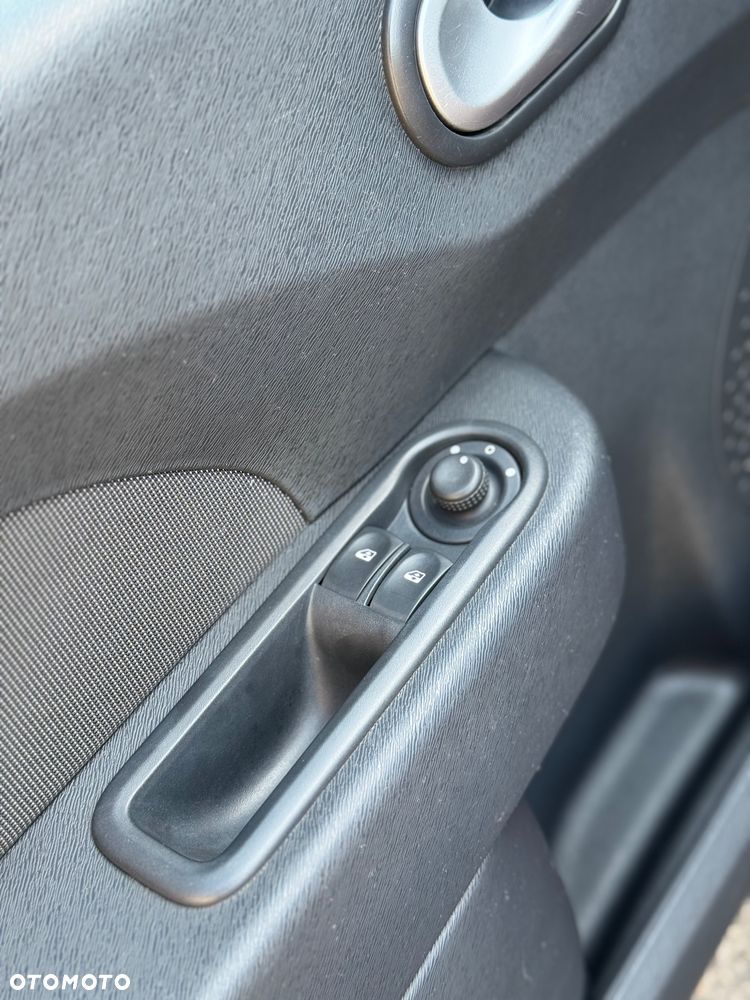 Renault Twingo - 11