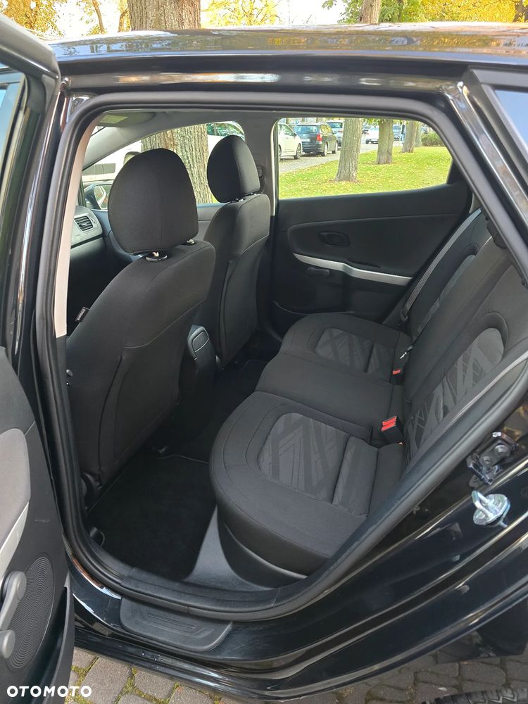 Kia Ceed - 24