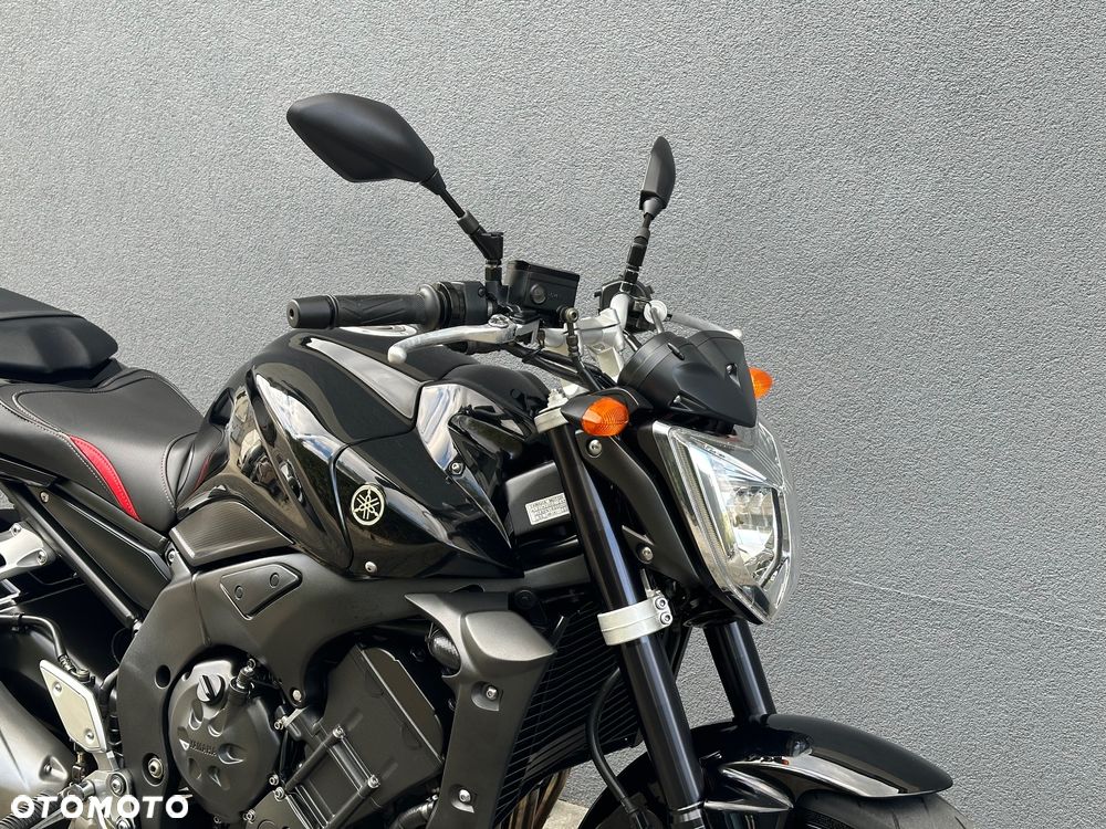 Yamaha FZ - 10