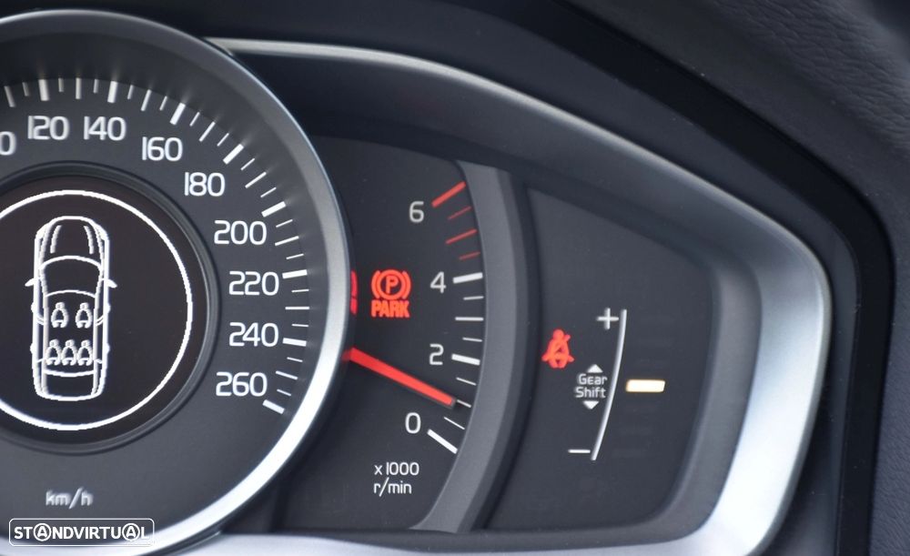 Volvo V60 D2 - 11