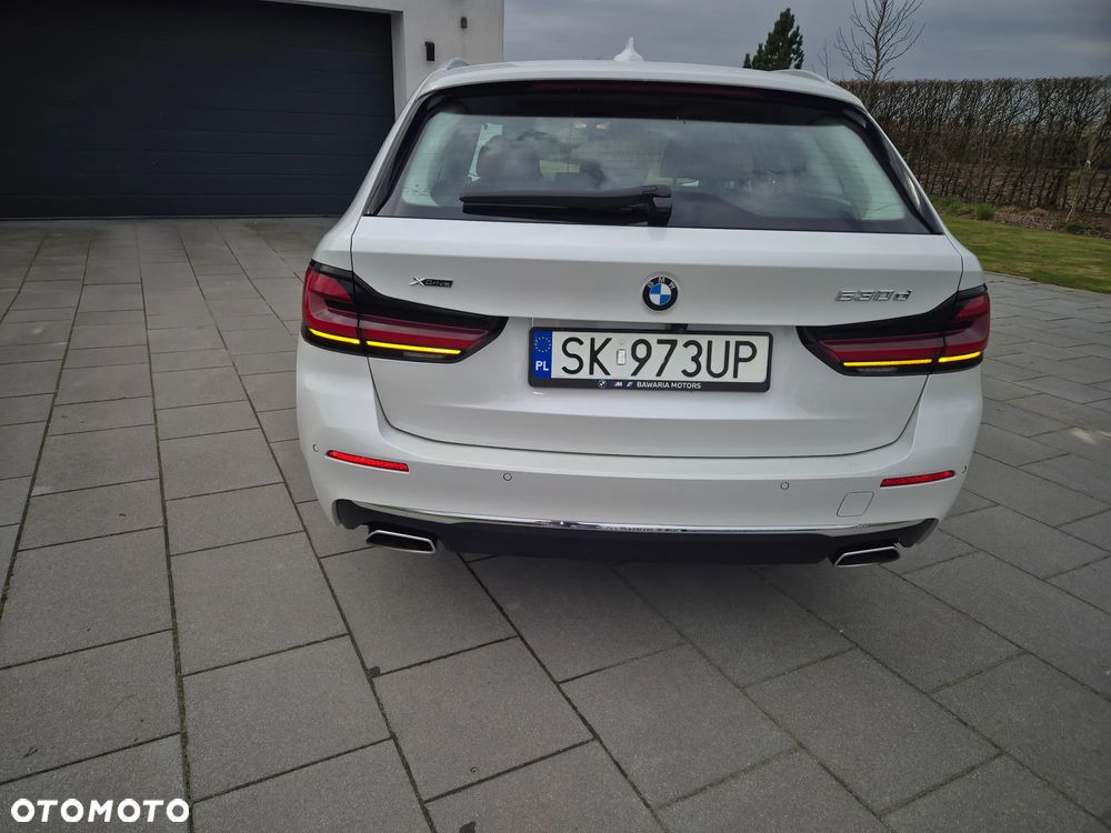 BMW Seria 5 530d xDrive Luxury Line sport - 18