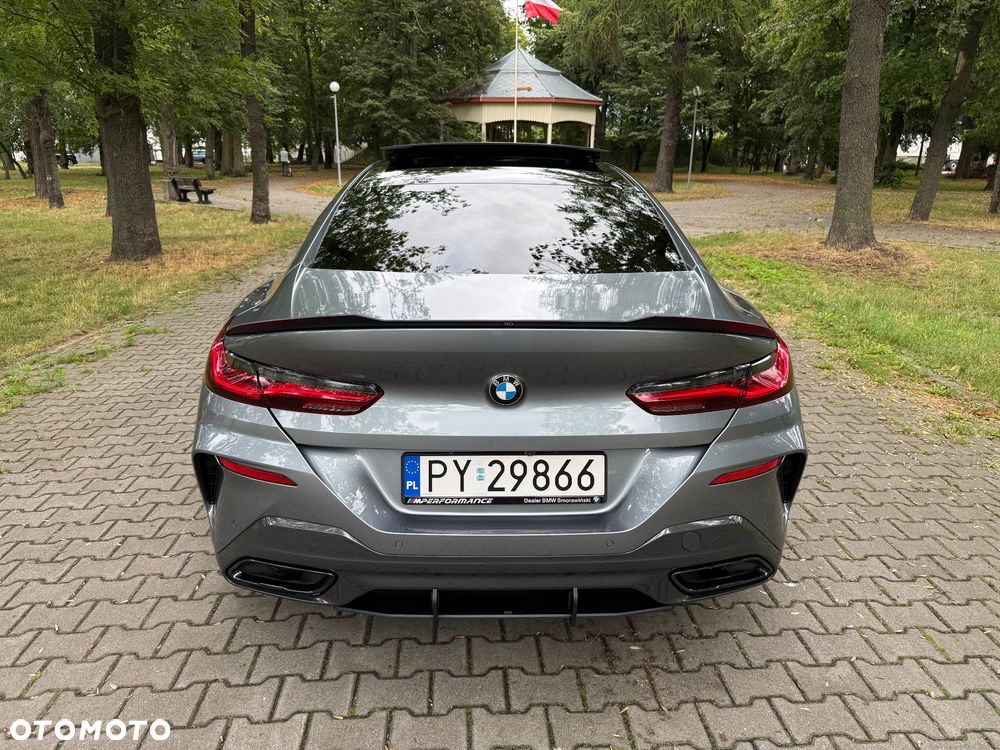 BMW Seria 8 - 13