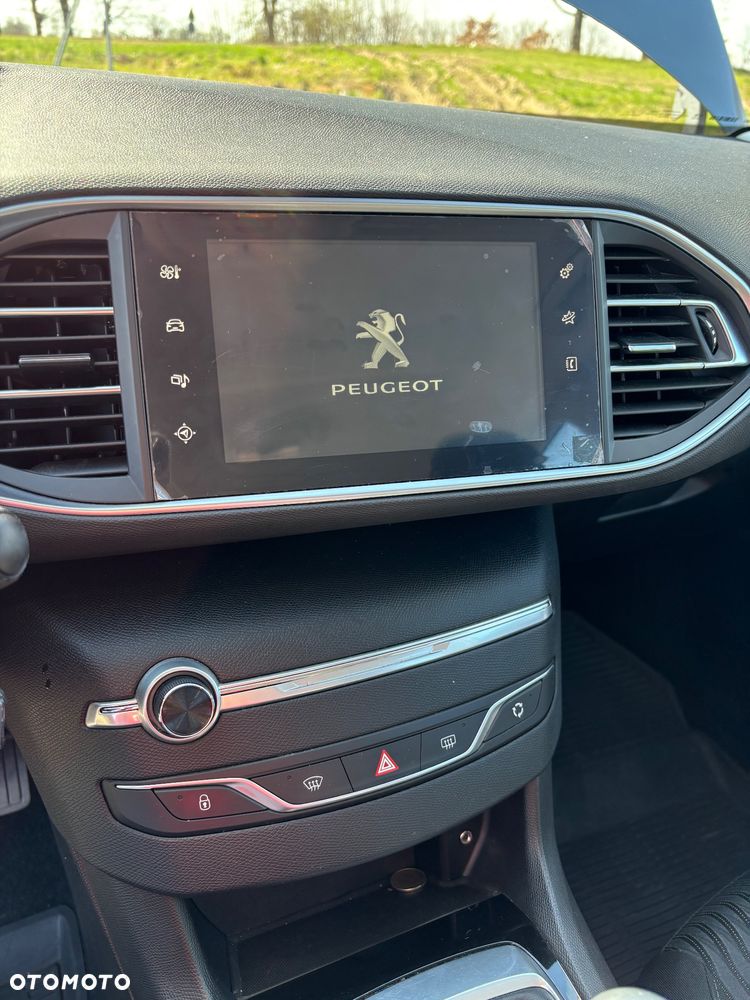 Peugeot 308 1.2 PureTech Active S&S - 9