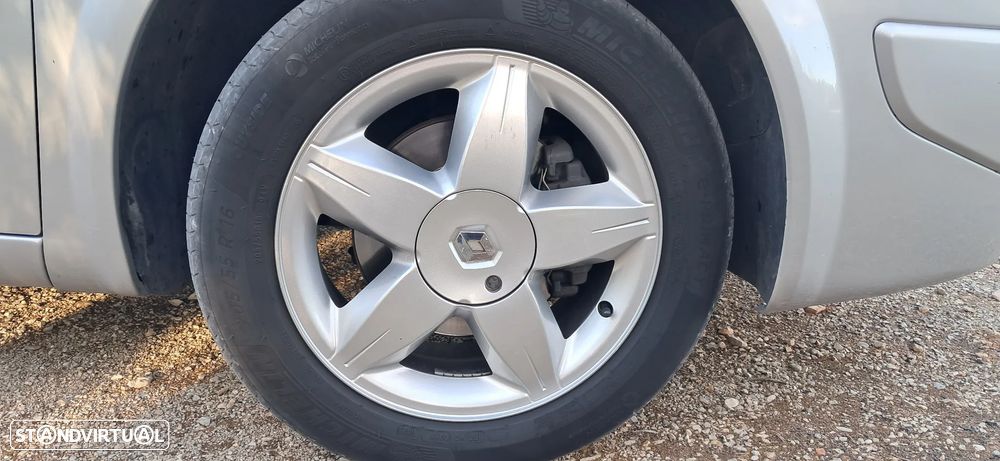 Renault Mégane 1.5 dCi Dynamique - 26