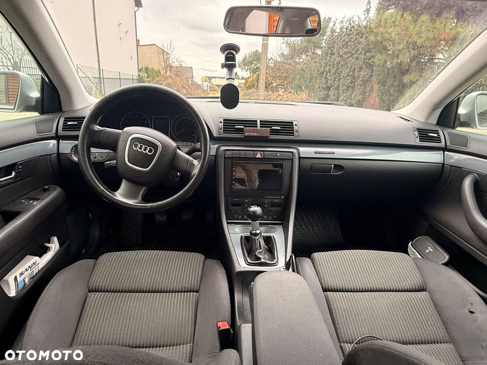 Audi A4 Limousine 2.0T FSI Quattro - 5