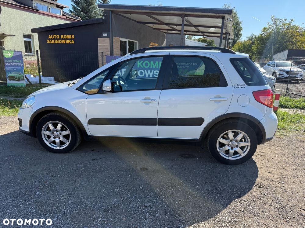Suzuki SX4 1.6 VVT Automatic 4x2 Style - 11