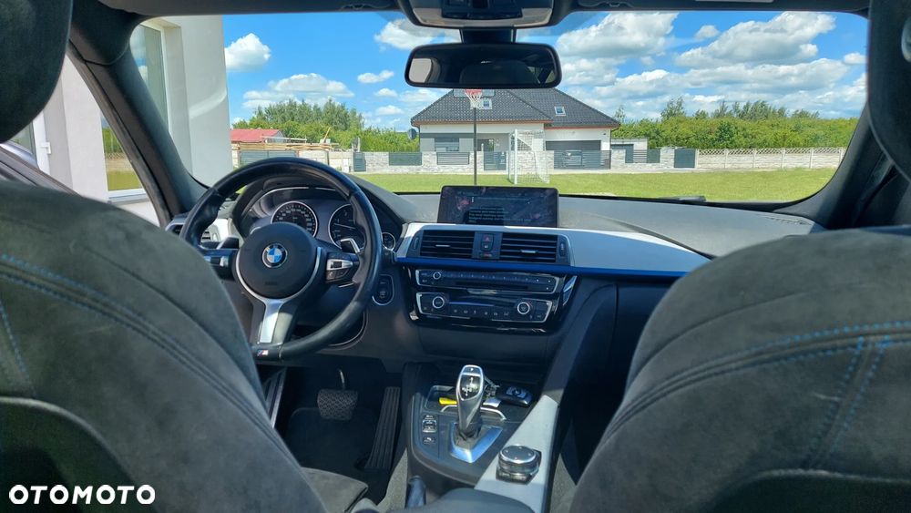 BMW Seria 3 330d Edition M Sport Shadow - 11