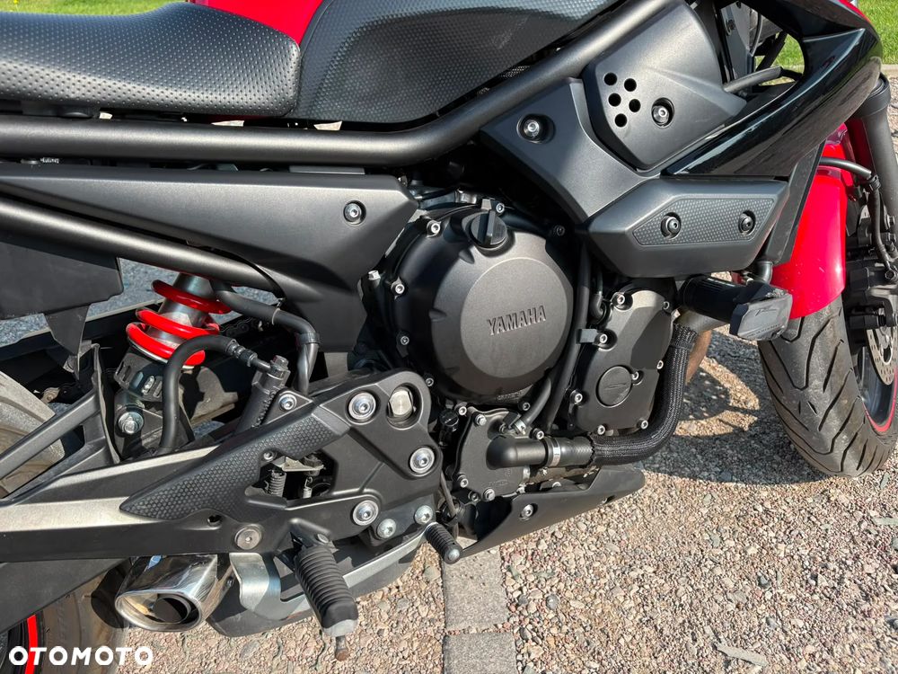 Yamaha XJ - 8
