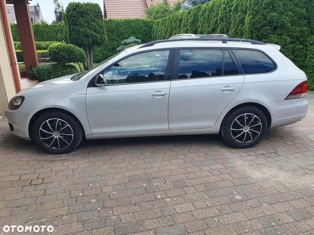 Volkswagen Golf 1.6 TDI DPF MATCH - 2
