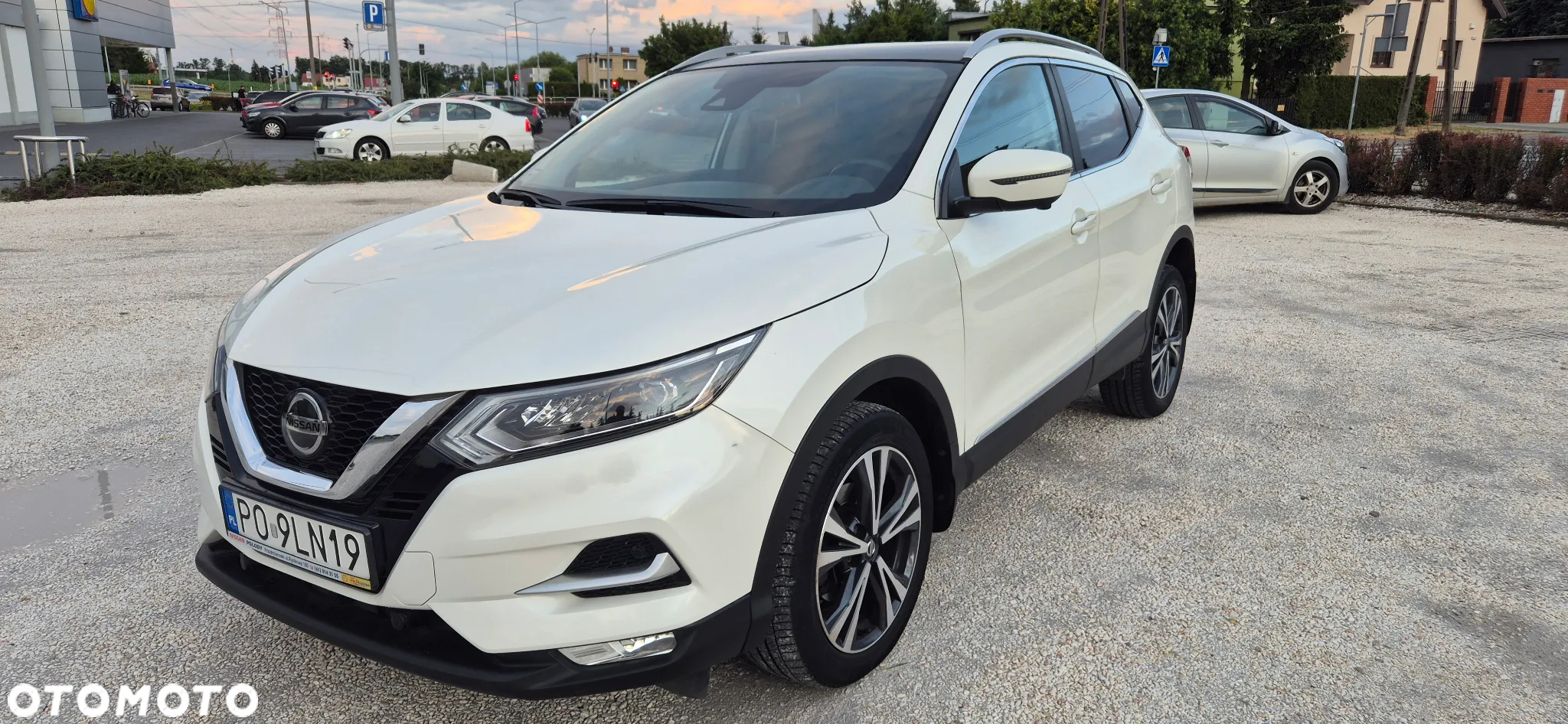 Nissan Qashqai 1.3 DIG-T N-Connecta DCT - 7