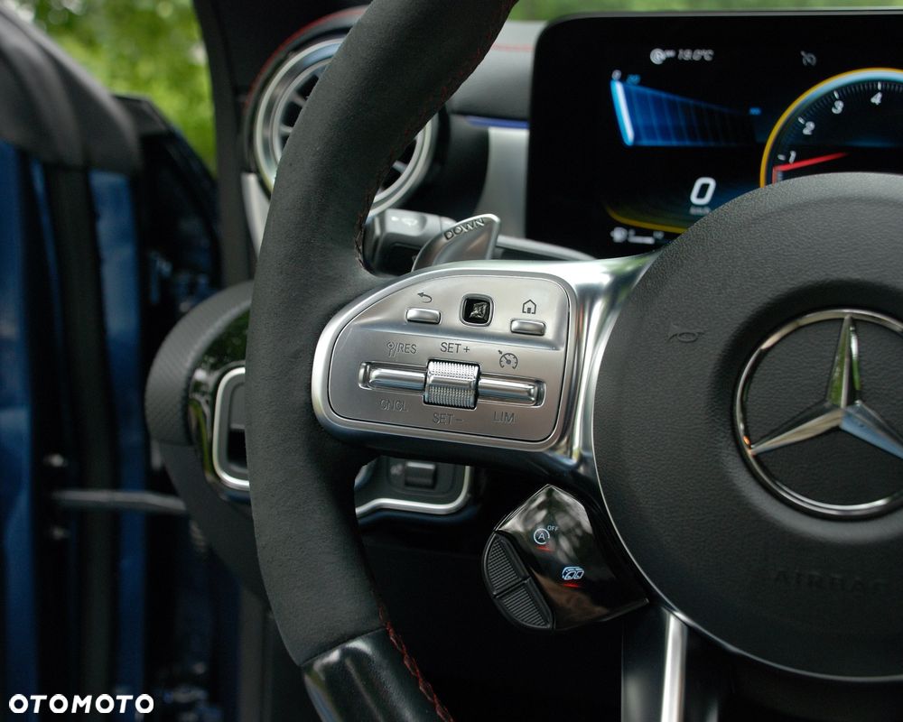 Mercedes-Benz CLA AMG 45 S 4-Matic+ 8G-DCT - 25