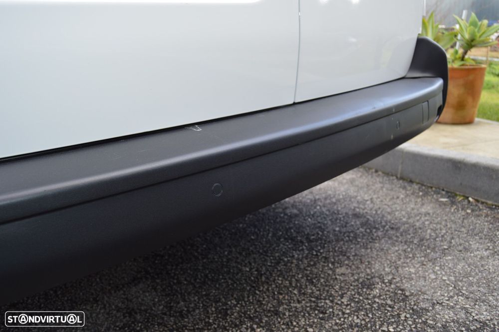 Peugeot Expert Outro - 11