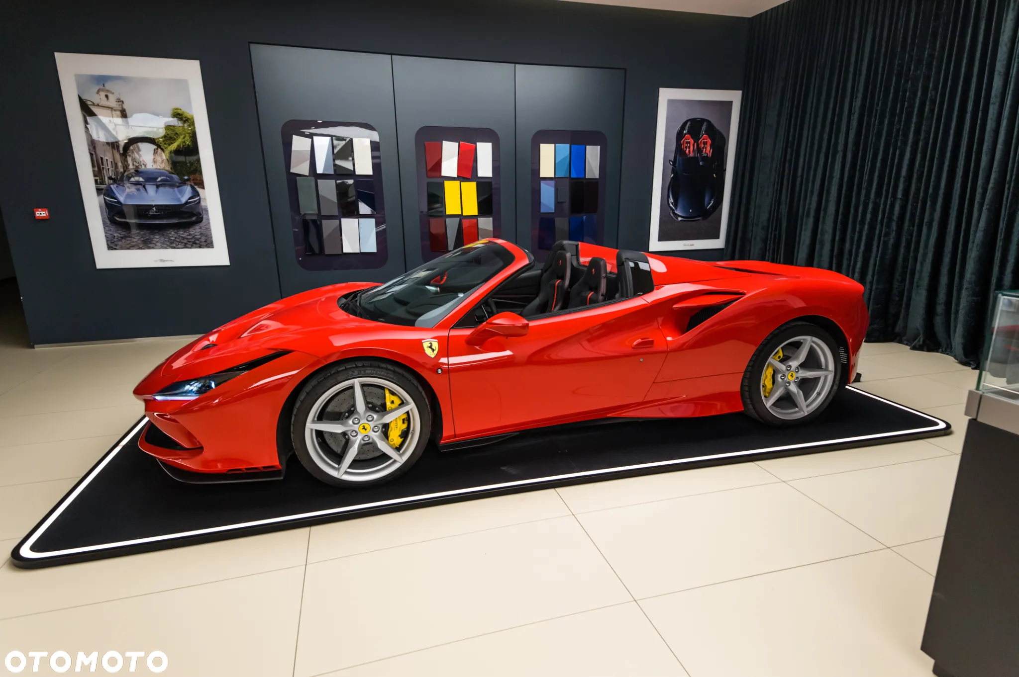 Ferrari F8 Spider - 3