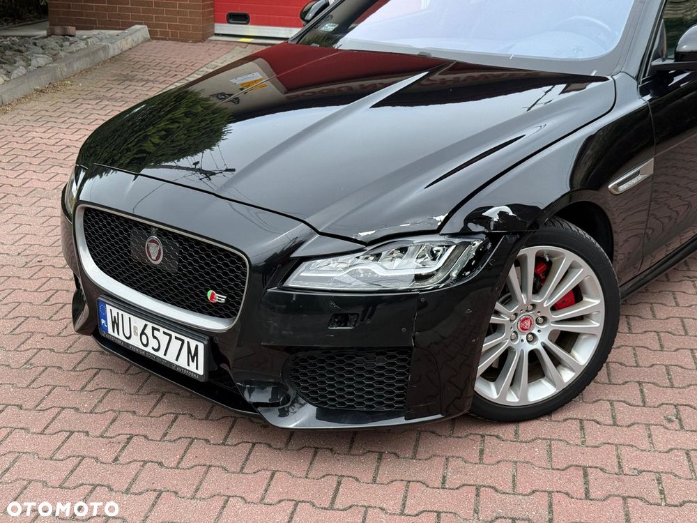 Jaguar XF S AWD - 33