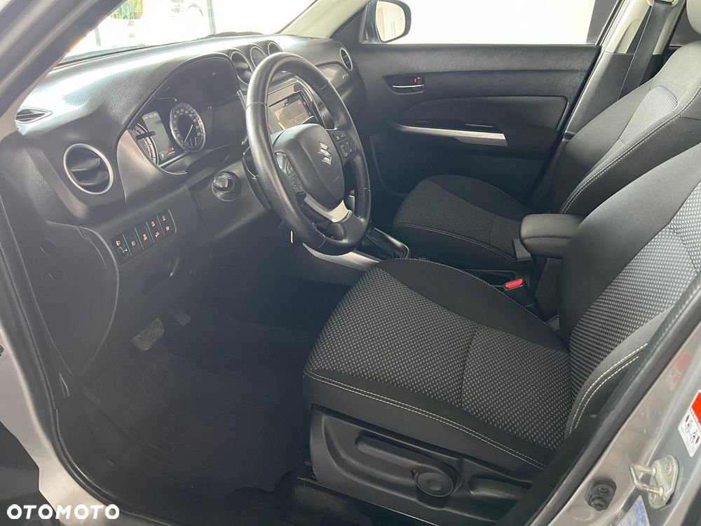 Suzuki Vitara - 11