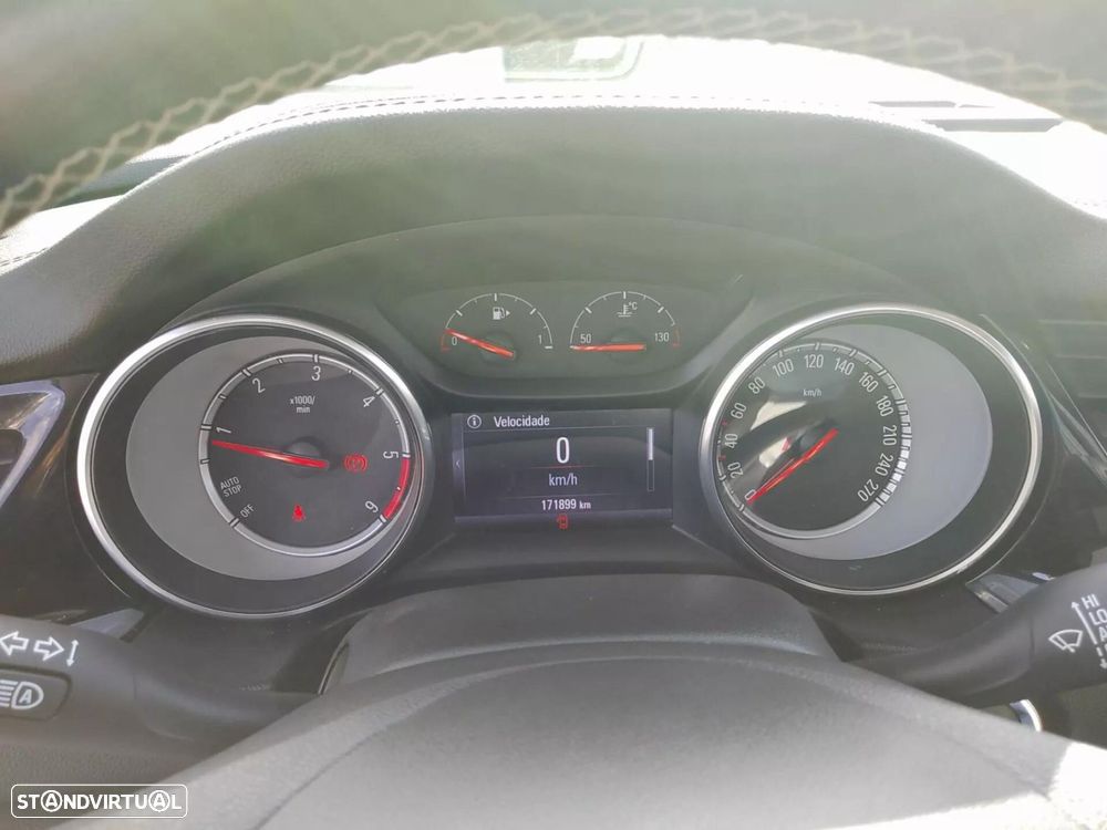 Opel Insignia Grand Sport - 20