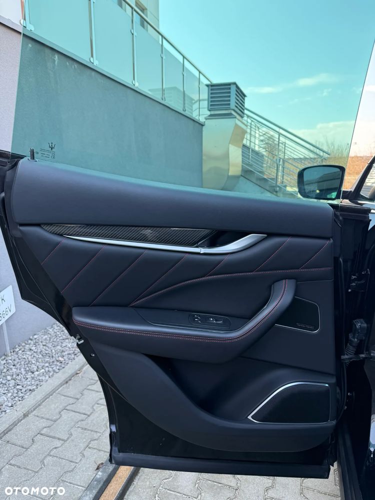 Maserati Levante S Q4 GranSport - 37