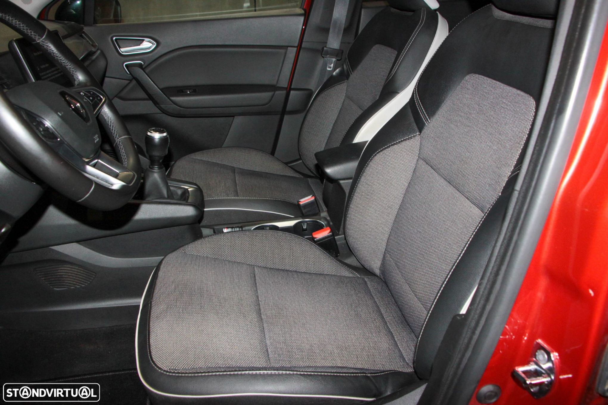 Renault Captur 1.0 TCe Exclusive - 20