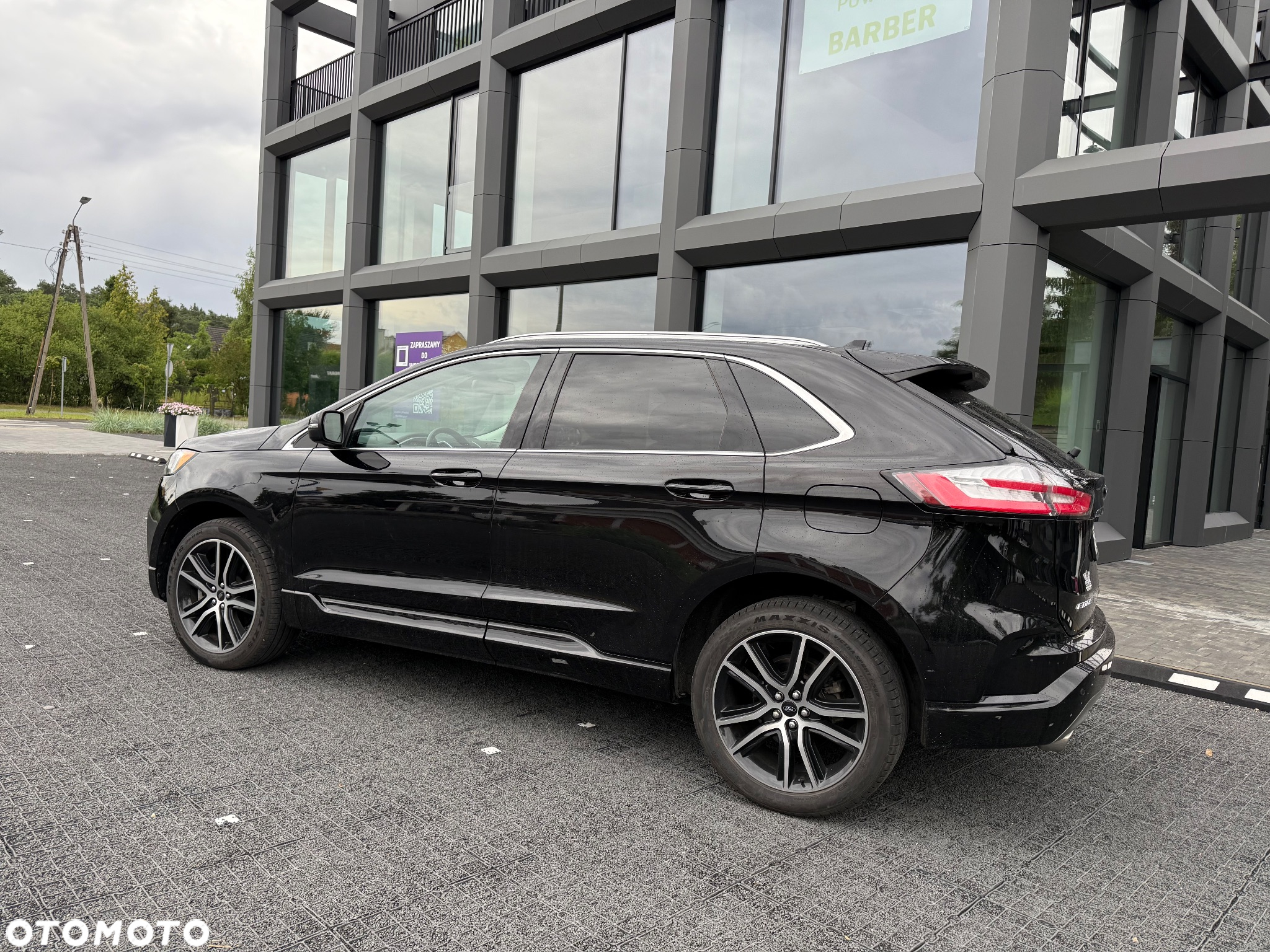 Ford Edge - 8