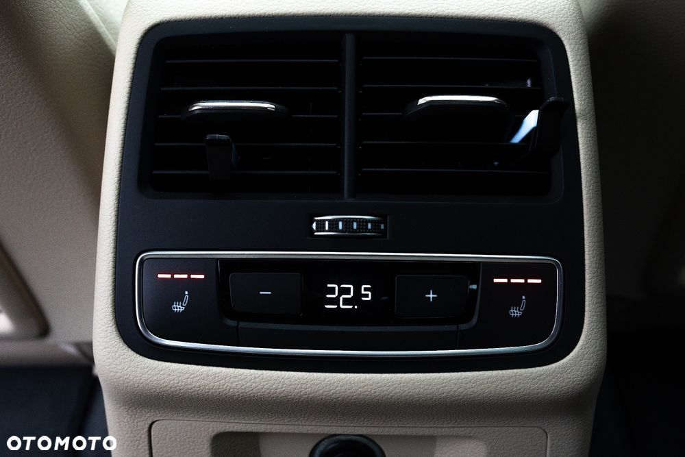 Audi A4 Limousine - 27