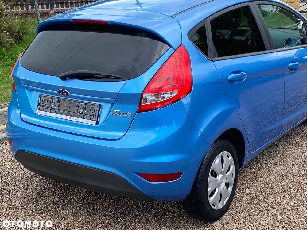 Ford Fiesta 1.25 Titanium EU5 - 10