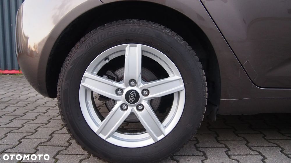 Kia Venga 1.6 Business Line - 23