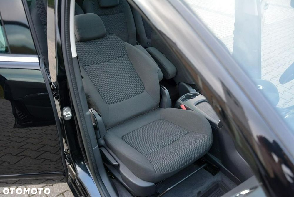 Peugeot 5008 2014
