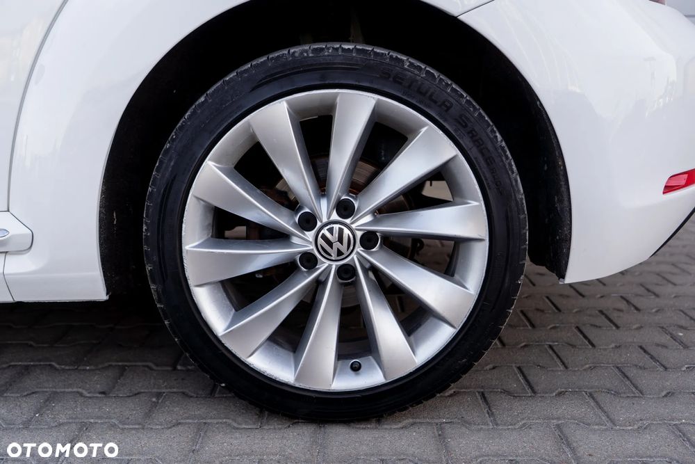 Volkswagen Beetle ver-1-6-tdi-bluemotion-technology-cup - 10