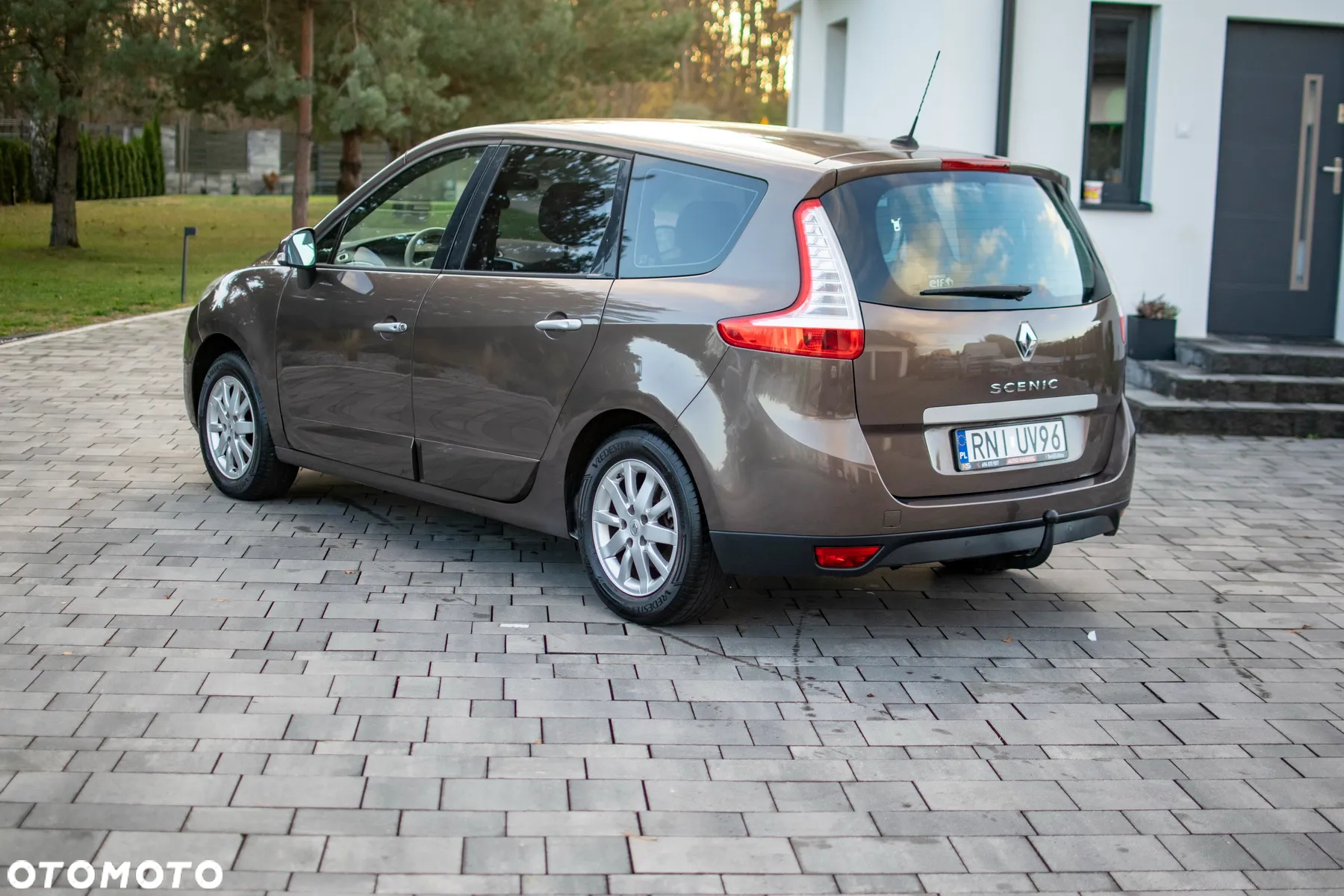Renault Grand Scenic - 3