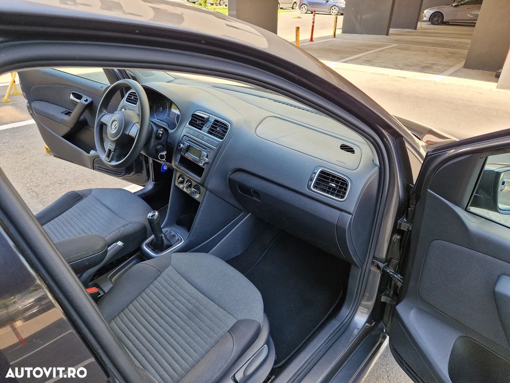 Volkswagen Polo - 12