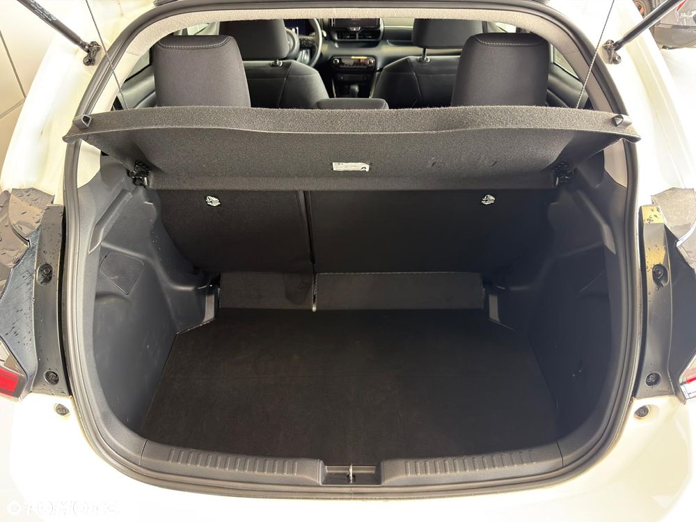 Toyota Yaris Hybrid 1.5 Style - 15