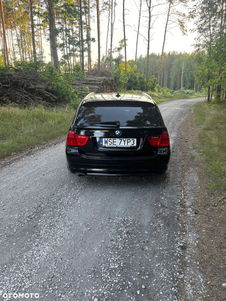 BMW Seria 3 320d Efficient Dynamics - 6