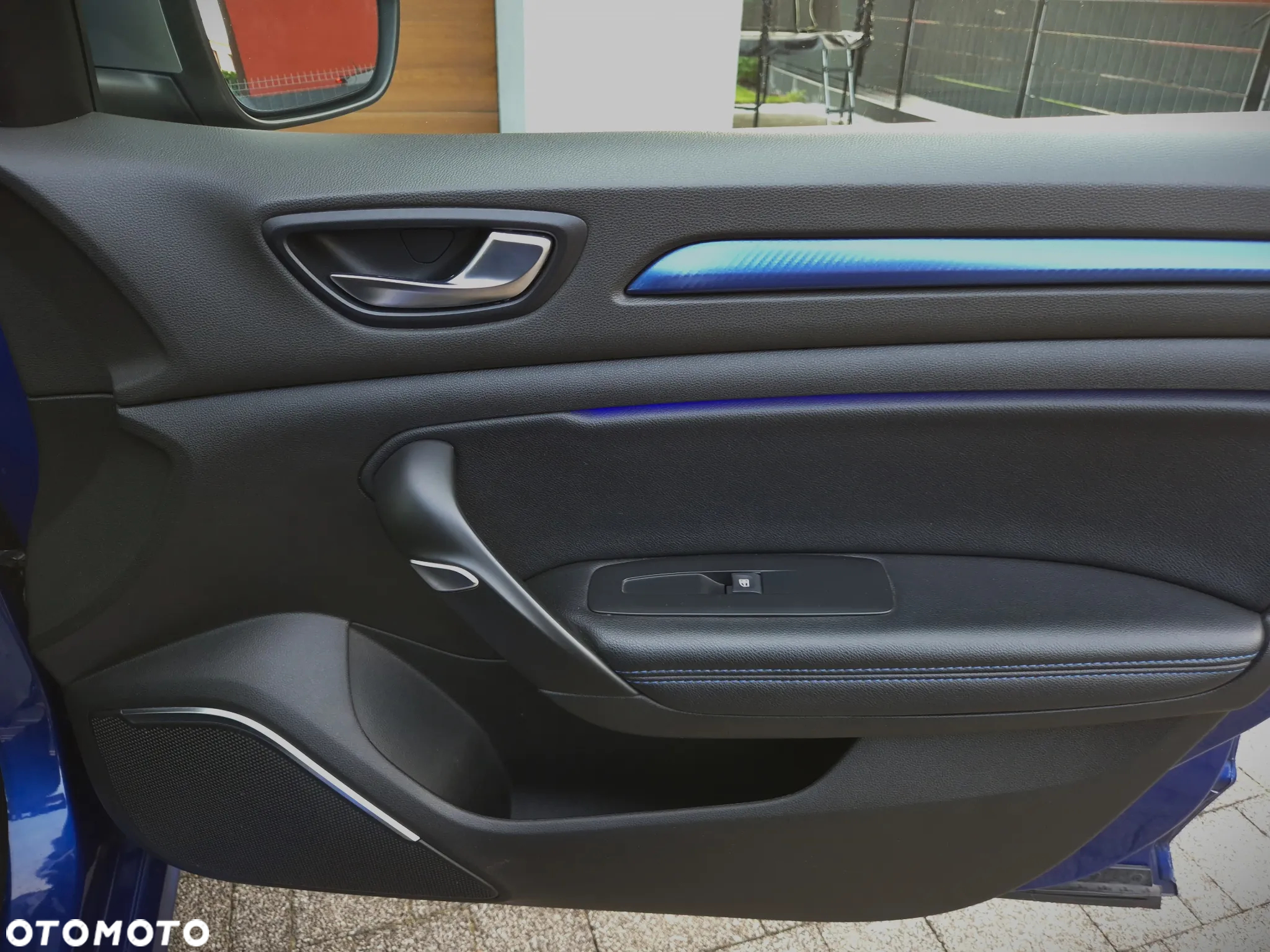Renault Megane ENERGY TCe 205 EDC GT - 32