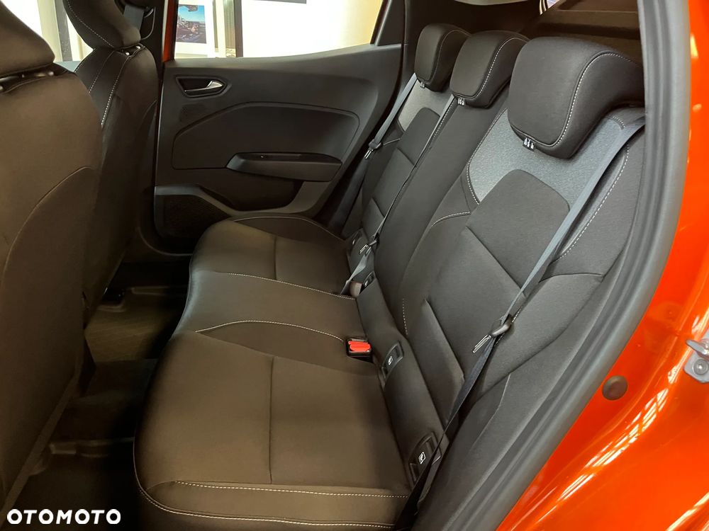 Renault Clio - 8