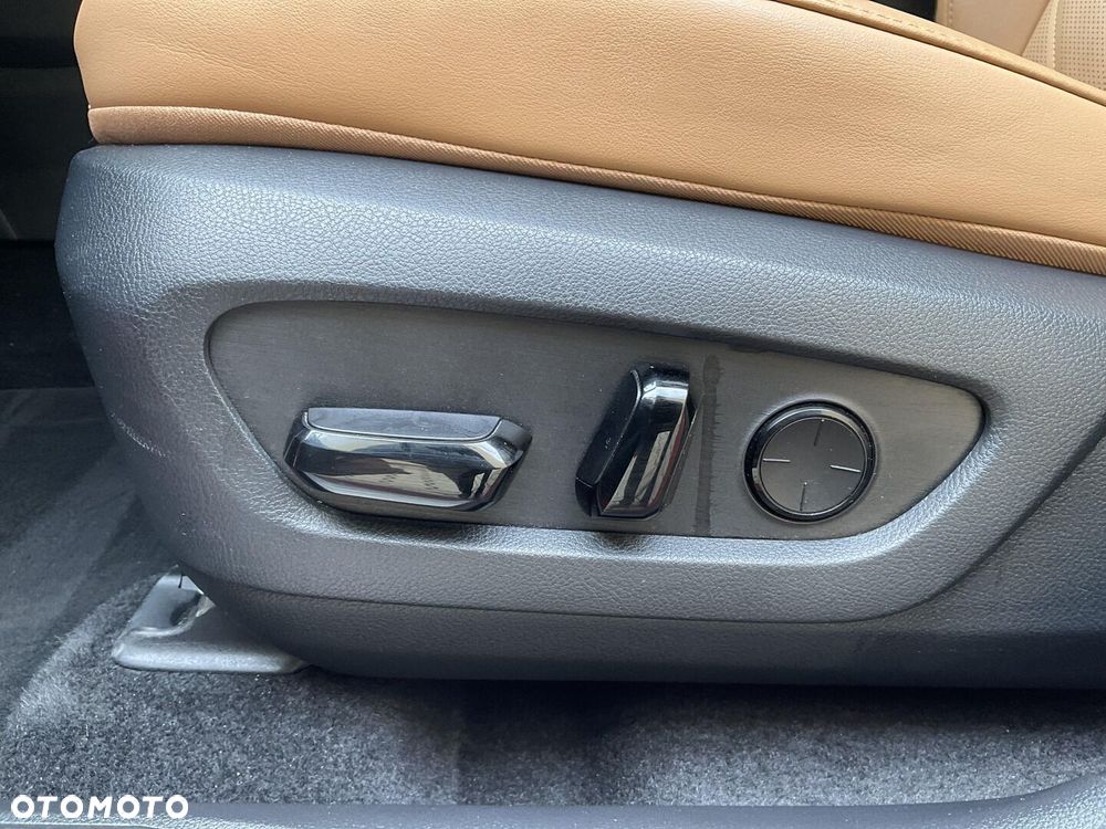 Lexus NX 350h Omotenashi AWD - 23