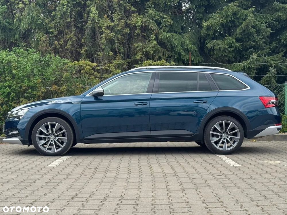 Skoda Superb 2.0 TDI SCR 4x4 Scout DSG - 30