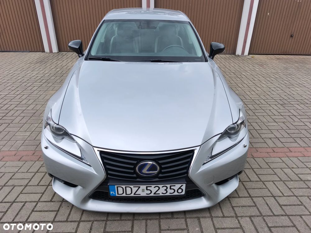 Lexus IS Sport Line - 3