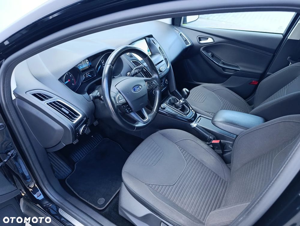 Ford Focus - 7