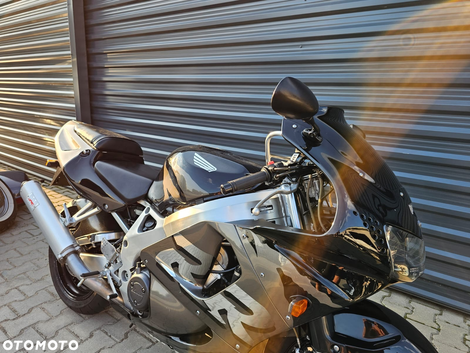 Honda CBR - 7