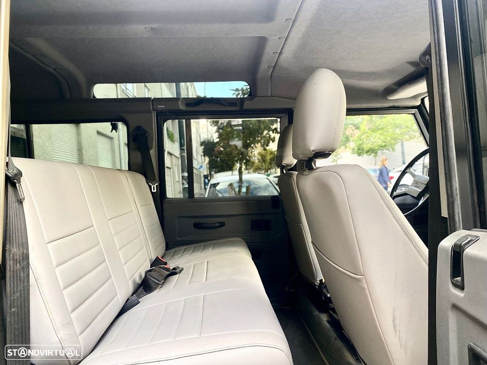 Land Rover Defender 110 2.5 TD5 Metal Top - 28