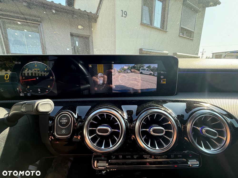Mercedes-Benz Klasa A 200 d AMG Line 8G-DCT - 16