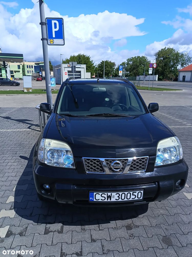 Nissan X-Trail ver-2-5-4x4-columbia - 2