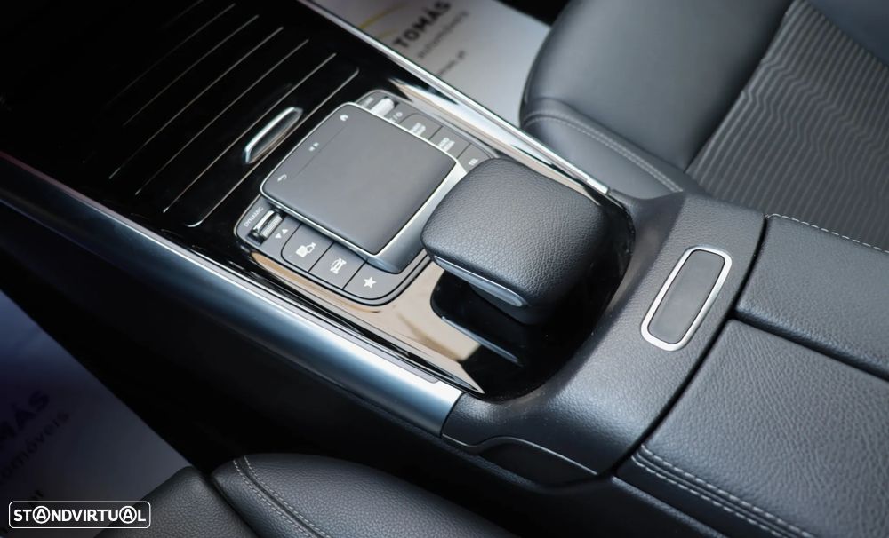 Mercedes-Benz GLA 250 - 24