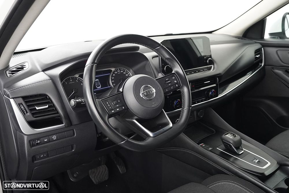 Nissan Qashqai 1.3 DIG-T N-Connecta Xtronic - 6