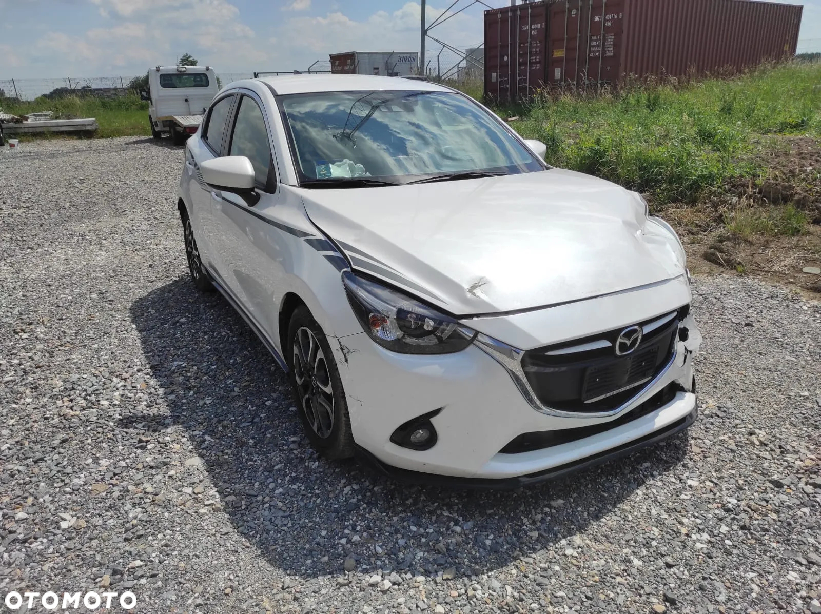 Mazda 2 SKYACTIV-G 115 (i-ELOOP) Sports-Line - 2