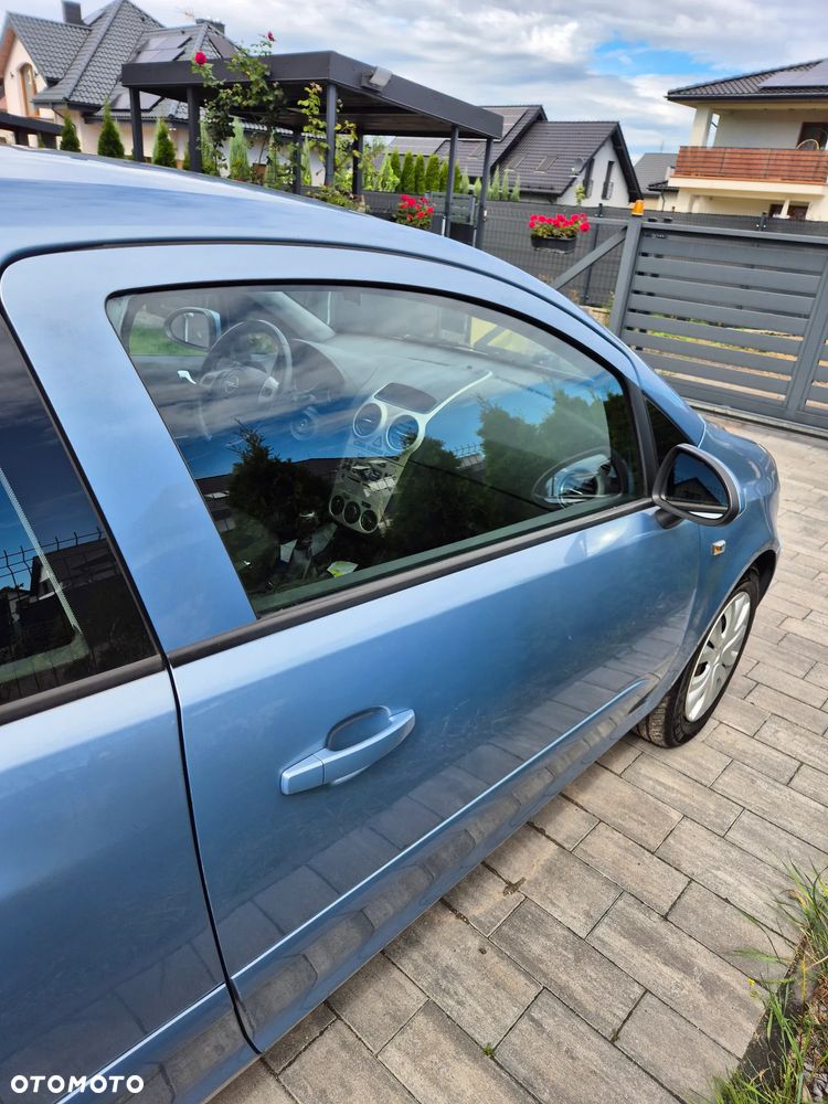 Opel Corsa 1.4 16V Edition - 8